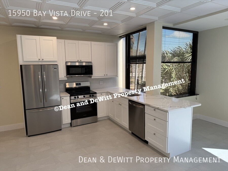 Building Photo - 2 Bed/2 Bath - Unit 201