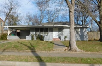 Building Photo - 1106 Frame St