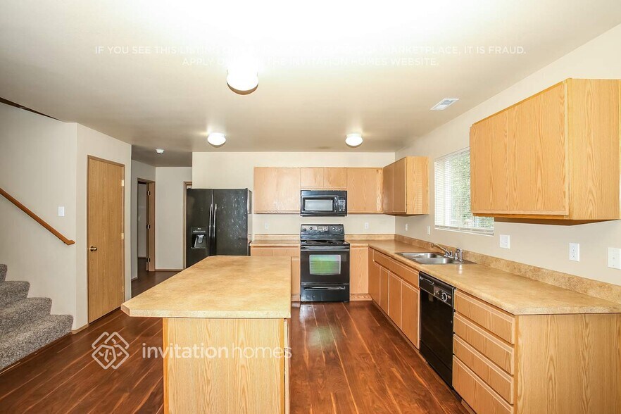 Building Photo - 18525 94th Ave E