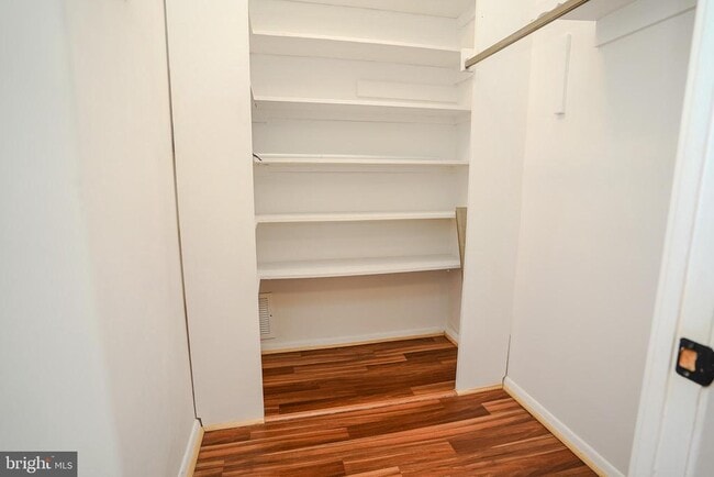 Building Photo - 3737 Clarks Ln