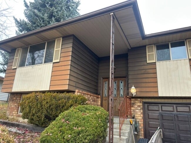 Primary Photo - Cheney Home