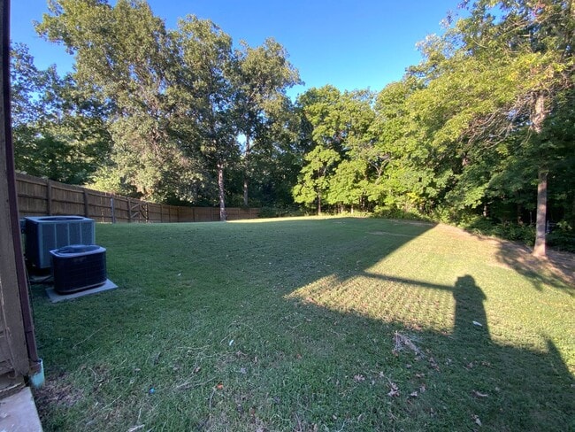 Building Photo - 201- 203 Briarcrest Ct