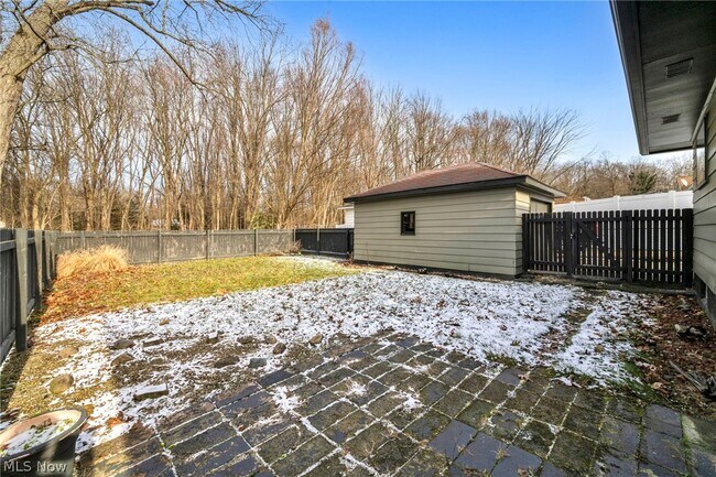 Building Photo - 1171 Jason Ave