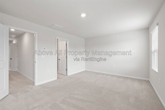 Building Photo - 1035 Shoreside Dr