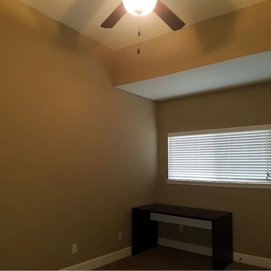 Building Photo - 2176 SW Timbertrace Ln