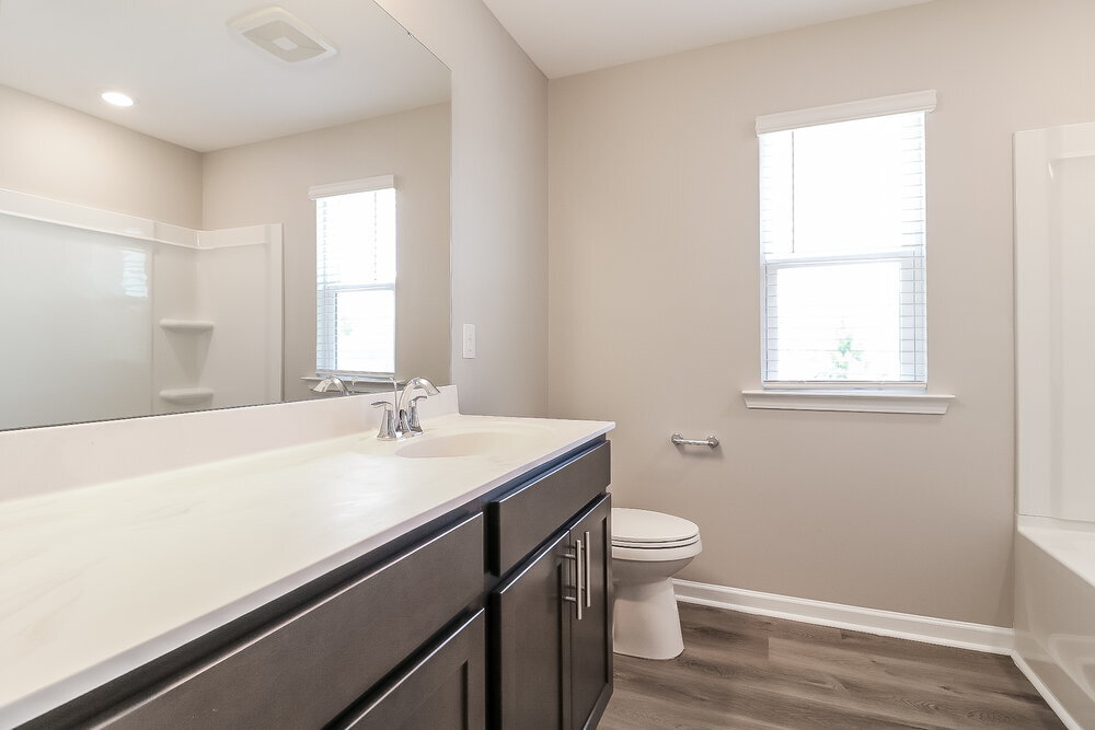 Building Photo - 231 Pilsen Dr