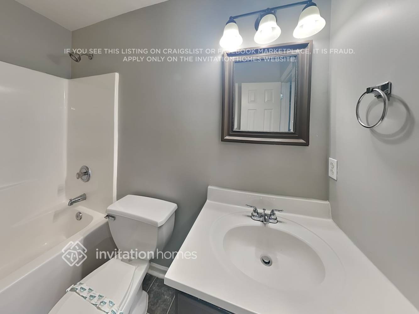 Building Photo - 3142 Blueberry Dr