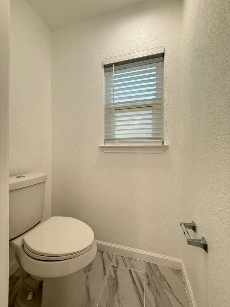 Building Photo - 11207 Spring Mint