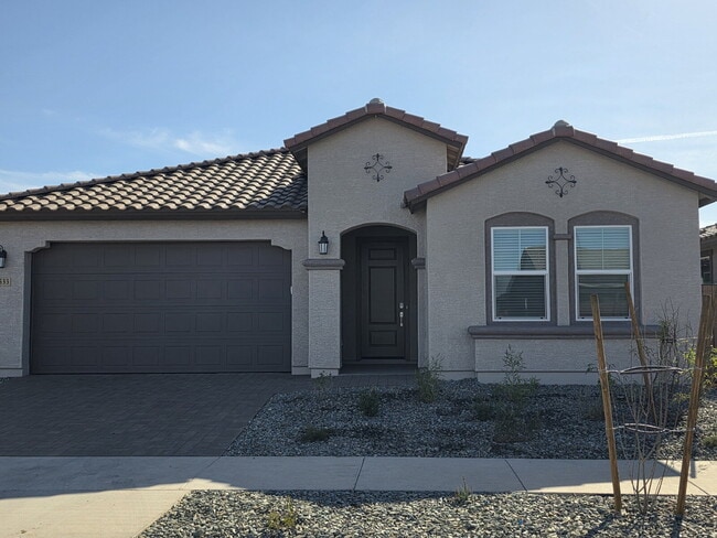 Building Photo - Brand new home with Casita