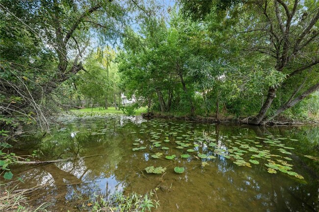 Building Photo - 363 Fantail Loop