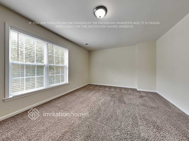 Building Photo - 8934 Lizzie Ln