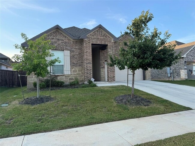 Building Photo - 624 Peace Pipe Way