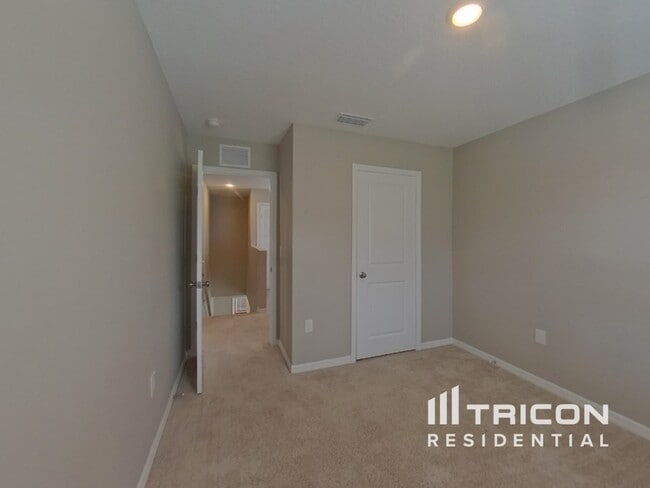 Building Photo - 29350 Fedora Cir