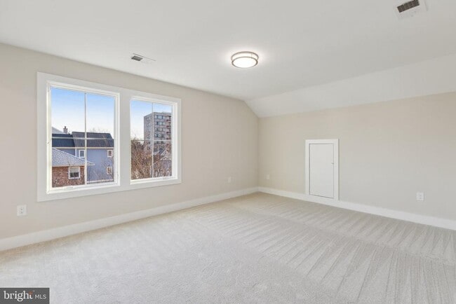 Building Photo - 2150 N Stafford St