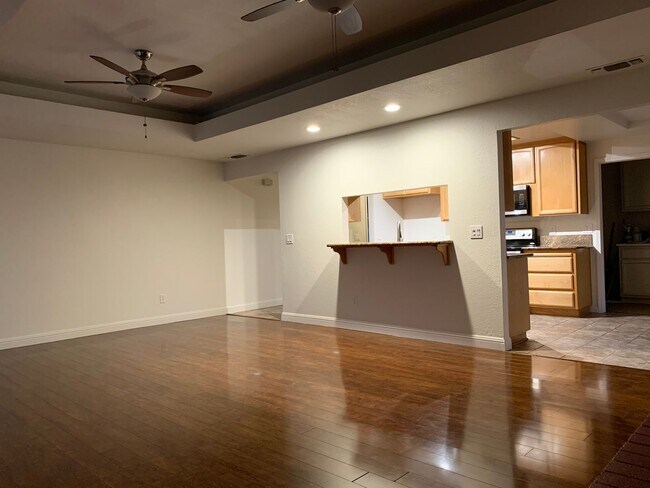 Building Photo - GRANITE BAY ~ HOME FOR RENT!