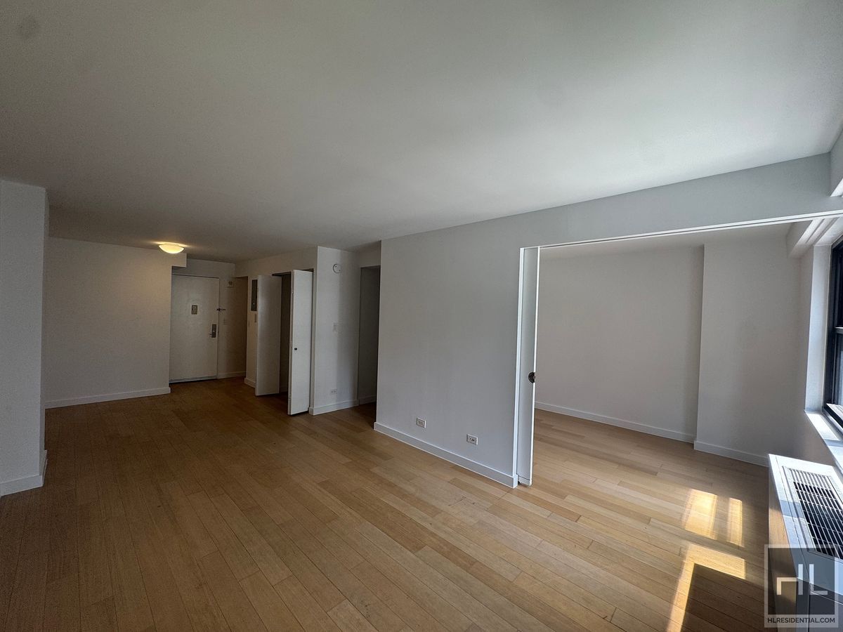 Building Photo - East 39th Street