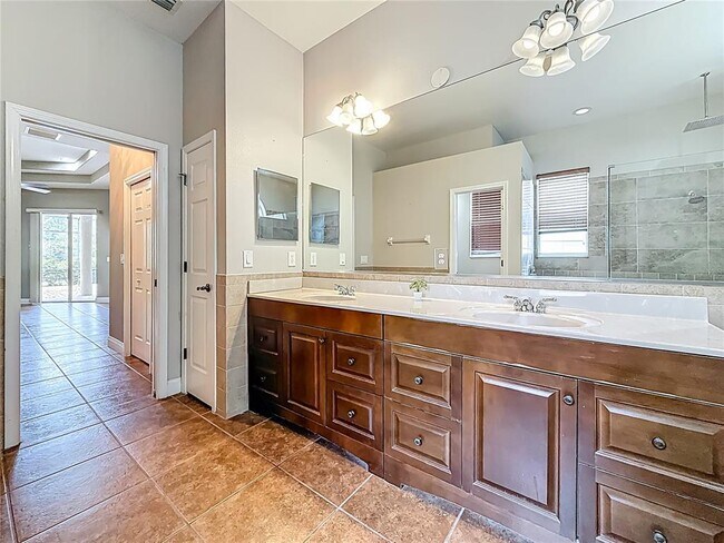 Building Photo - 20626 Longleaf Pine Ave