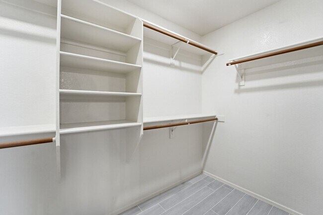 Building Photo - Welcome to this well-maintained 3-bedroom, 2-bath home in Gilbert, AZ!