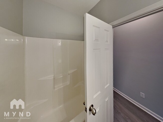 Building Photo - 15819 Herring Gull Way