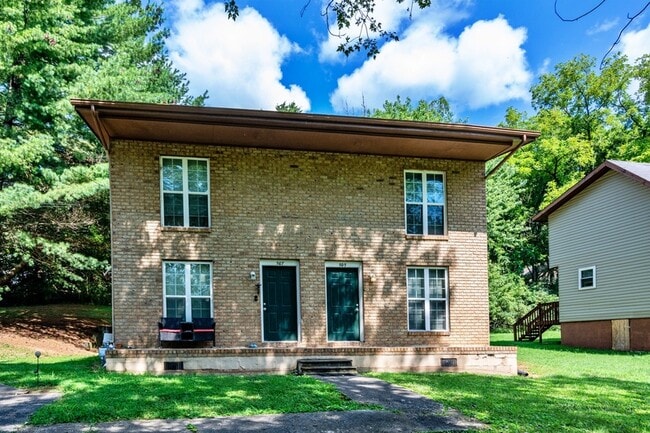 Primary Photo - 505 Bruning Ln