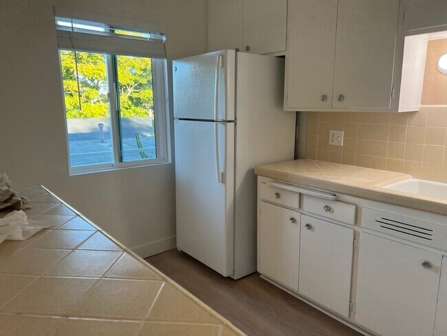 Building Photo - 11333 Venice Blvd