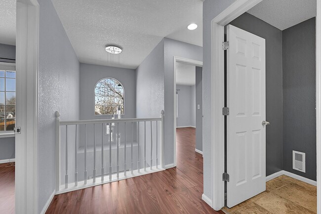 Building Photo - 6431 Raleigh Ct