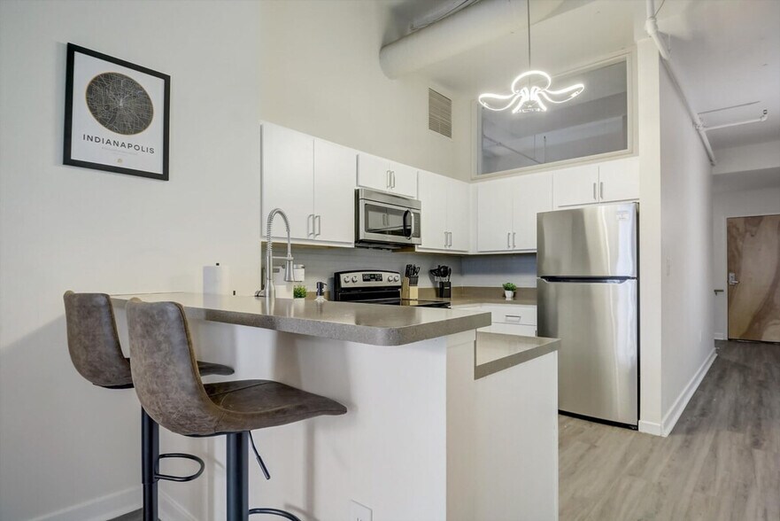 Building Photo - 50 N Illinois St