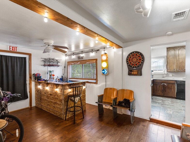 Building Photo - 3508 W Biddison St