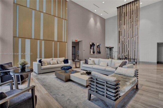 Building Photo - 5300 Paseo Blvd