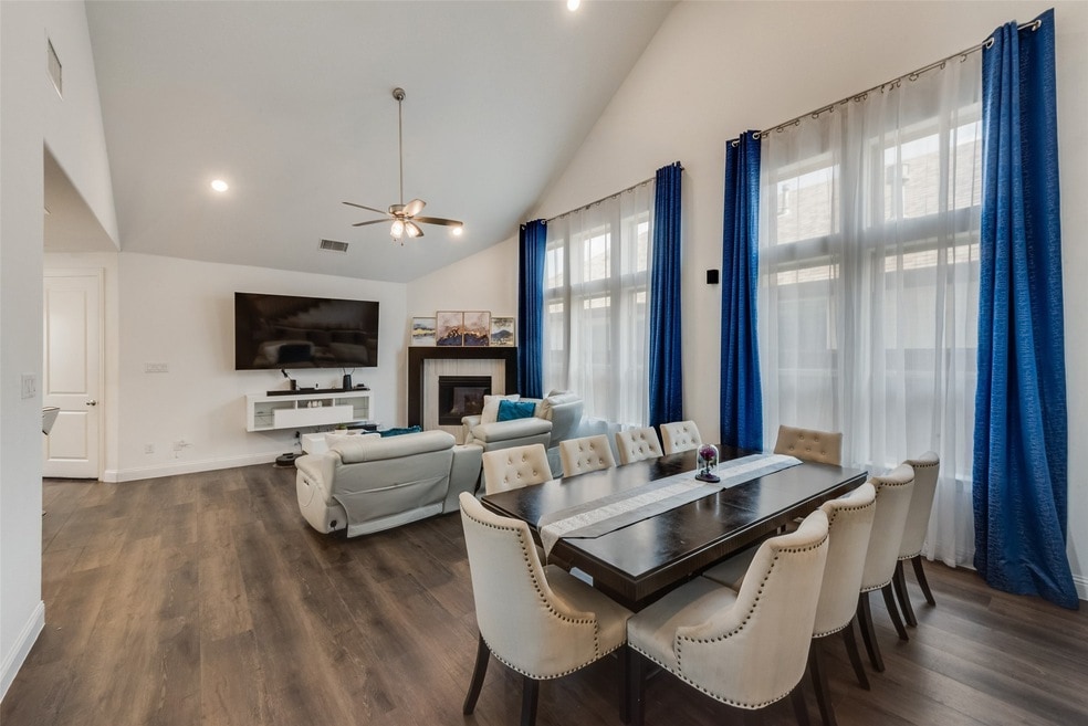 Building Photo - 4407 Cinnamon Stone Dr