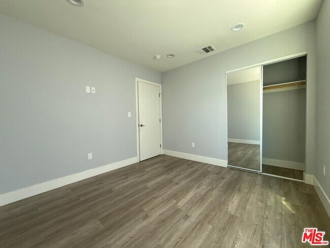 Building Photo - 8168 Whitsett Ave