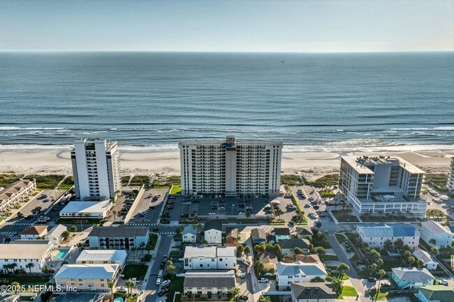 Building Photo - 1301 1st St S