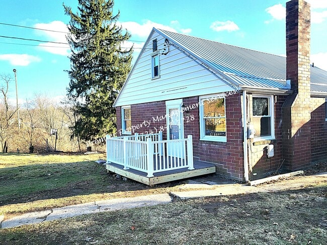 Primary Photo - 1390 Barclay Hill Rd