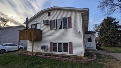 Building Photo - 118 Duplex