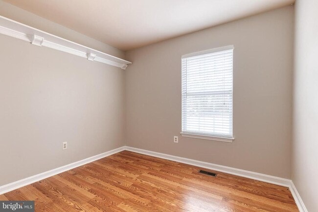 Building Photo - 1193 Bayview Vista