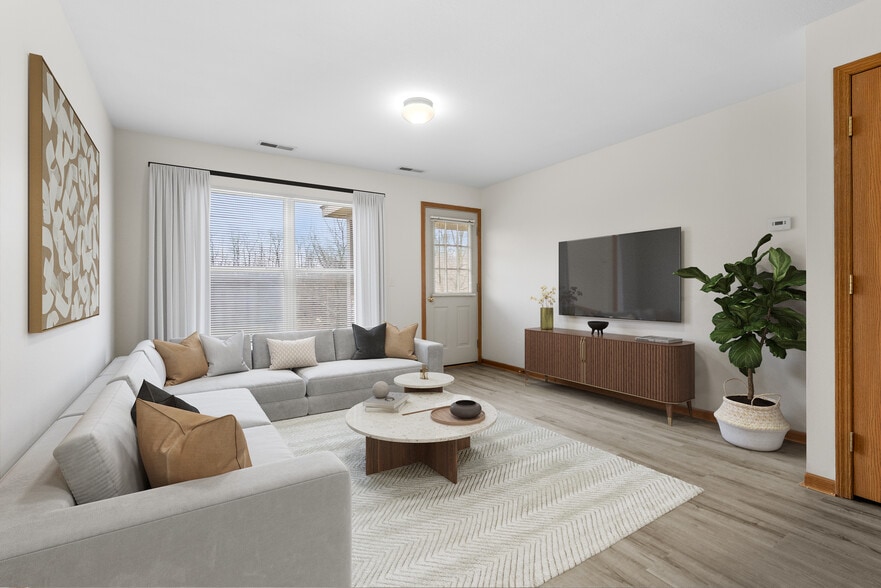 Living Room - Eagles Ridge Apartments