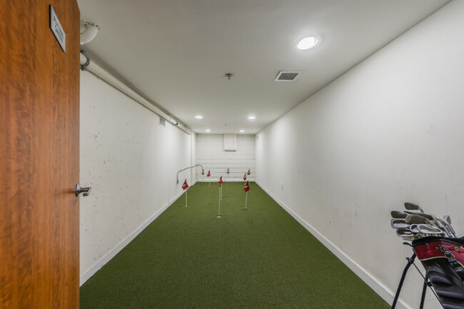 Building Photo - 600 Admiral Blvd