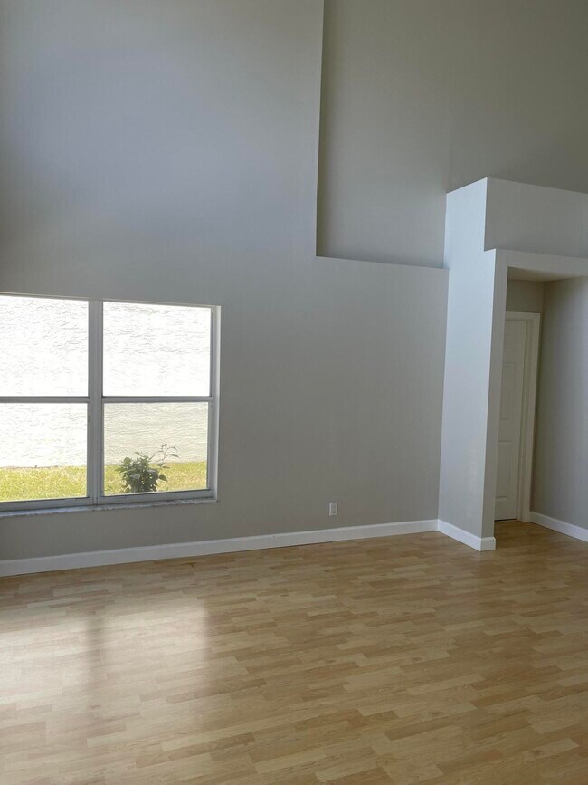 Building Photo - 20886 Avenel Run