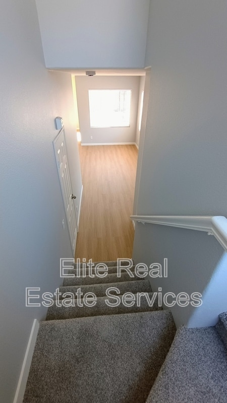 Building Photo - 1138 Calle Dulce
