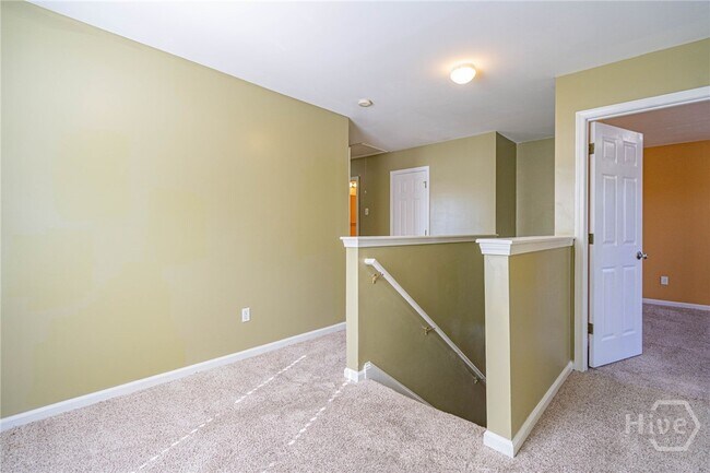 Building Photo - 7 Briarcliff Way