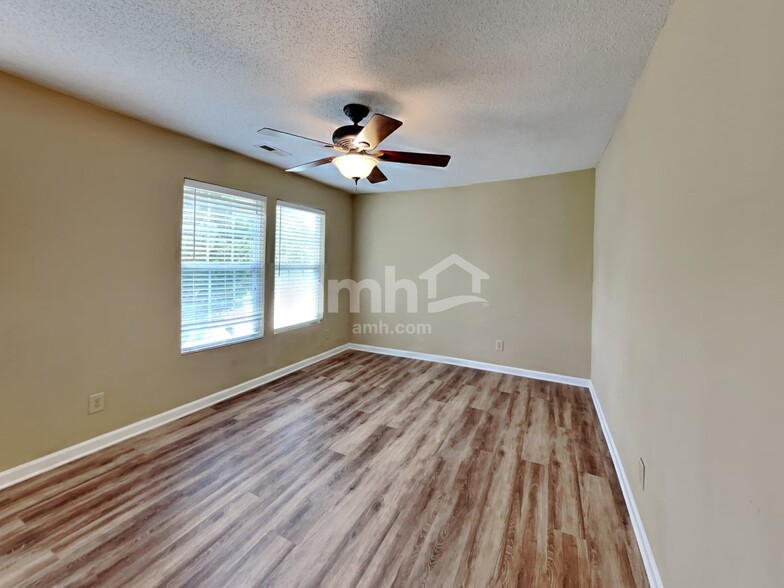 Building Photo - 1456 Prairie Valley Dr