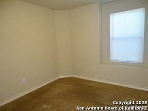 Building Photo - 7006 Lakeview Dr.
