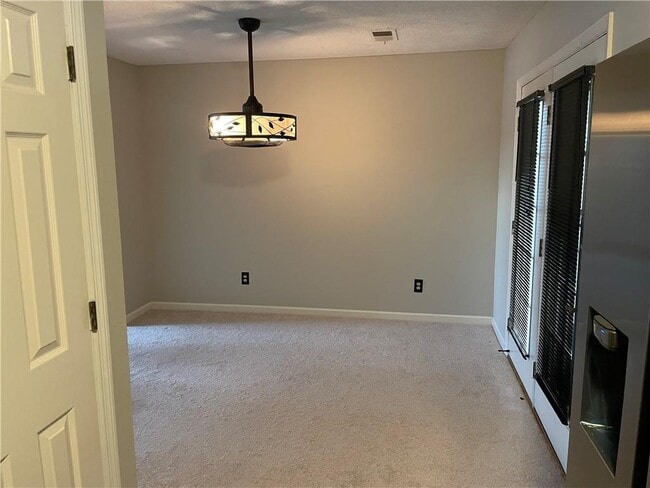 Building Photo - 241 High Creek Dr