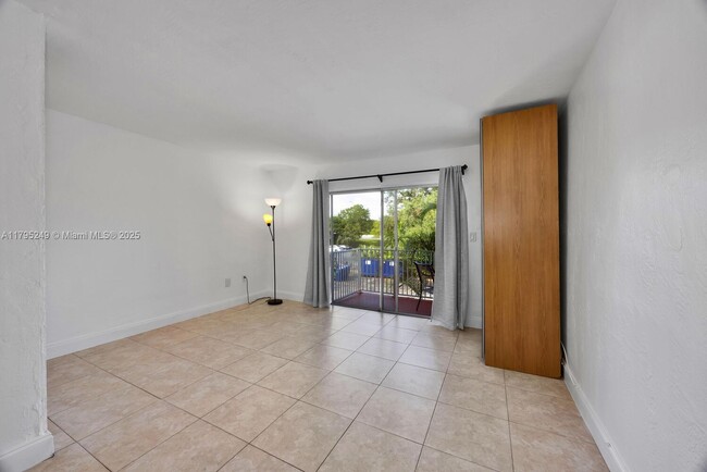 Building Photo - 7403 SW 82nd St