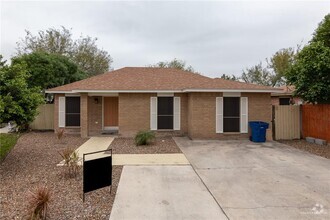 Building Photo - 3620 Yucca Ave