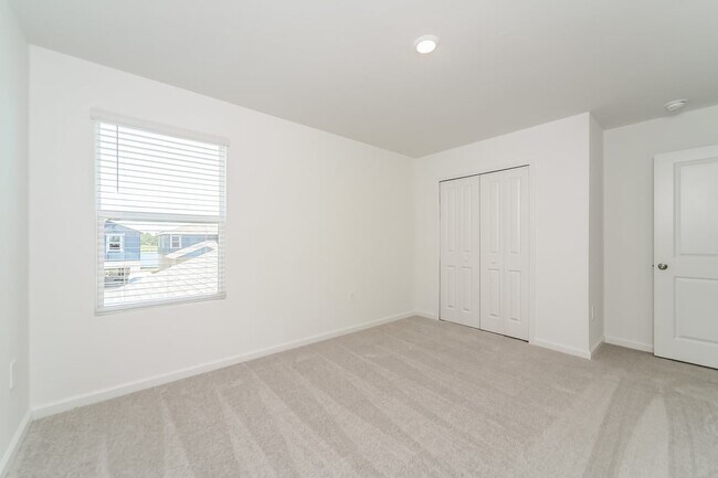 Building Photo - 6240 Botticella Blvd