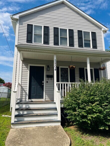 Building Photo - 1804 Powhatan St