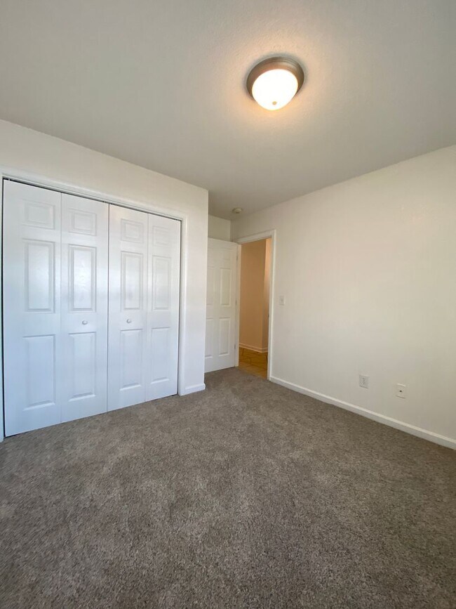 Building Photo - Adorable 3 Bedroom 3 Bath in Preston Green