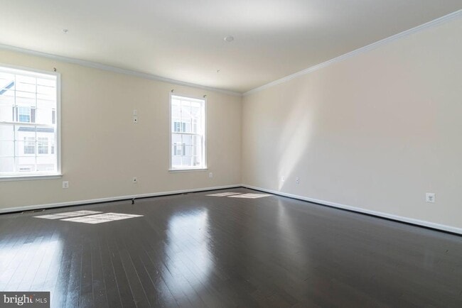 Building Photo - 220 Gunther Pl