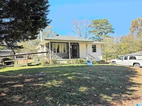 Building Photo - 1720 Home Garden Dr